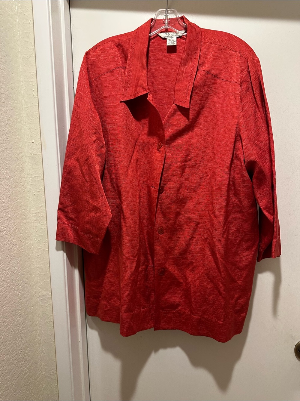 JohnPaulRichard Vibrant Coral-Red Top Silk/Linen Blend Size 1X 3/4 Sleeve